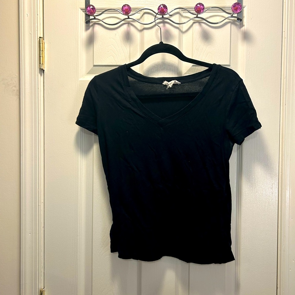 Black Tee